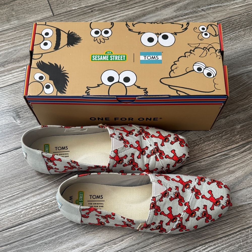 TOMS Sesame Street Elmo Patterned Slip-Ons